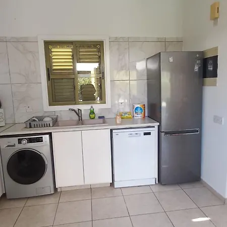 Stylish 4 Bedrooms With Private Pool - 2 Min Walking To Sandy * Paralimni