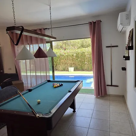 Villa Stylish 4 Bedrooms With Private Pool - 2 Min Walking To Sandy